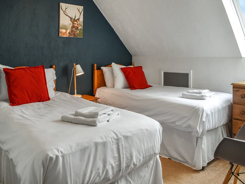 Twin bedroom | The Granary - Reach Court Cottages, St. Margaret’s, near Dover