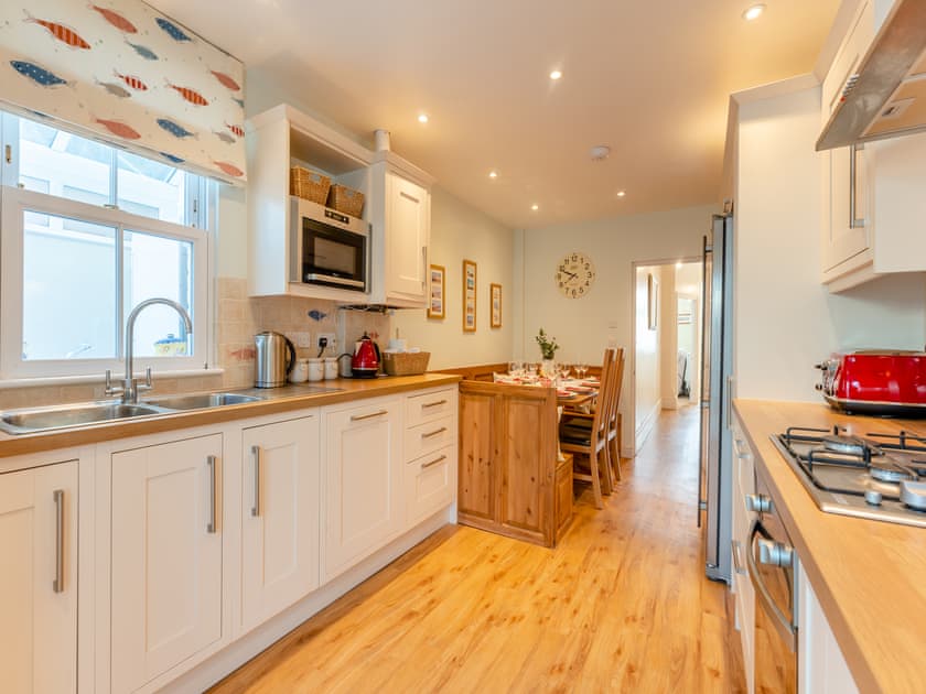 Ground Floor Kitchen | Casa Musica, Broadstairs