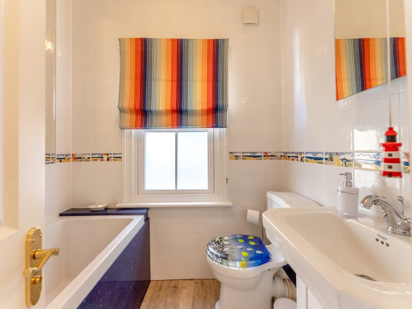 First Floor Bathroom | Casa Musica, Broadstairs