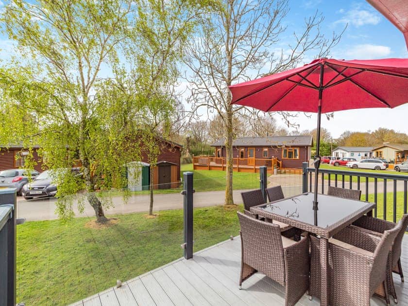 Sitting-out-area | Osprey 52, Saxmundham