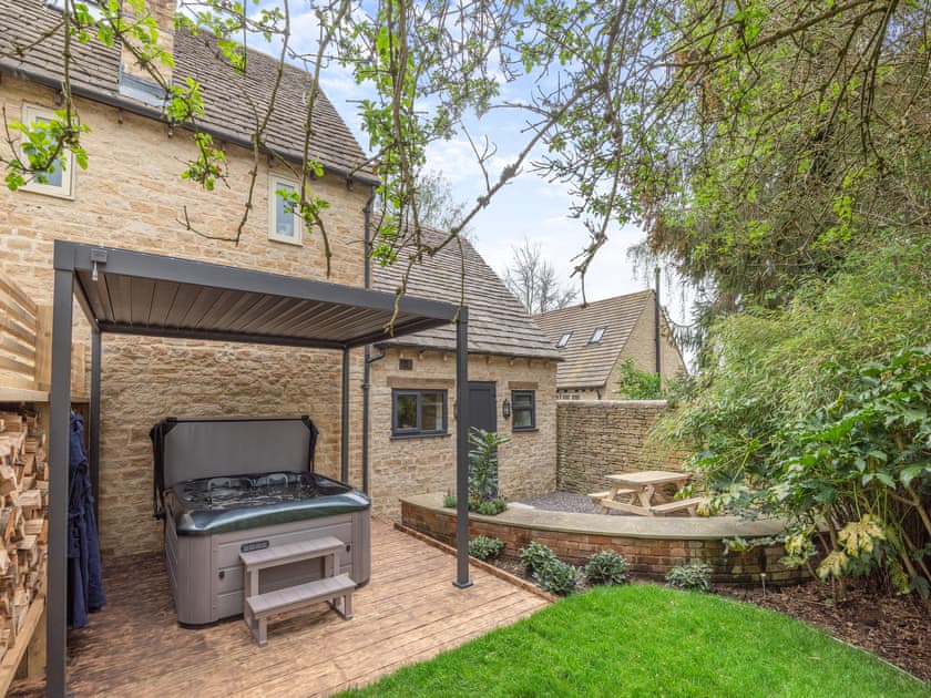 Garden | Wisteria Cottage, South Cerney, near Cirencester