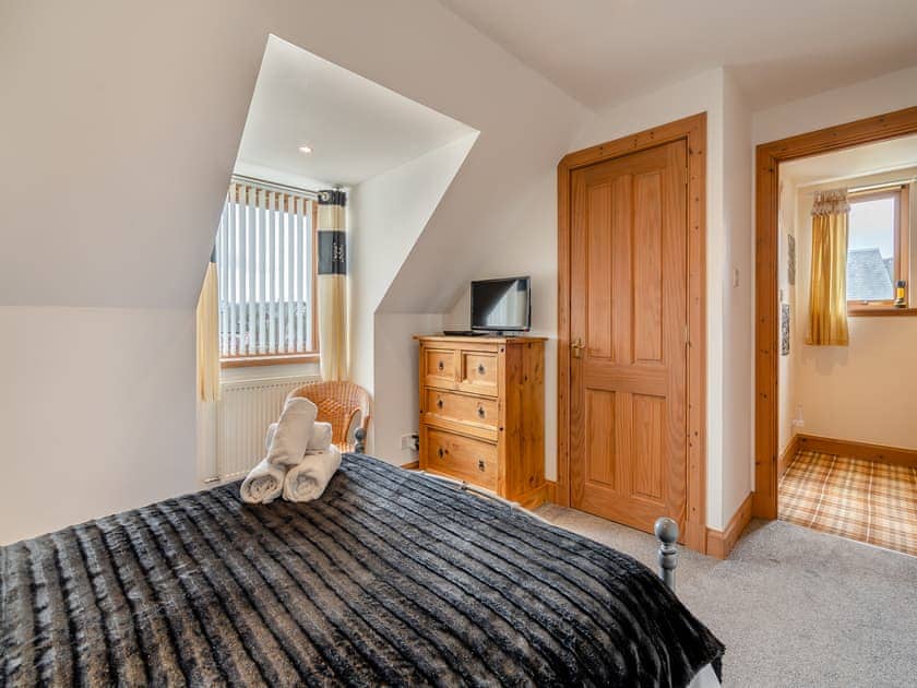 Double bedroom | Clunnie Mor - Allt Mor Cottages, Aviemore
