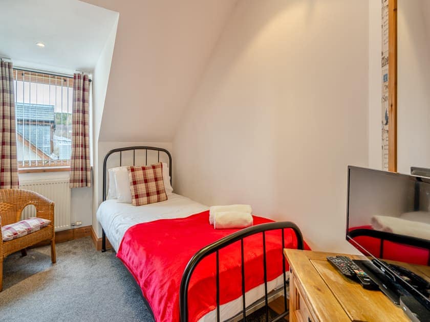 Single bedroom | Clunnie Mor - Allt Mor Cottages, Aviemore