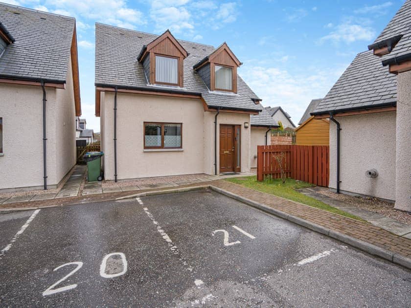 Exterior | Clunnie Mor - Allt Mor Cottages, Aviemore