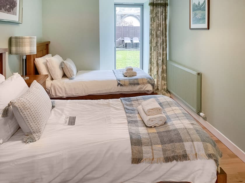 Twin bedroom | Abbey Garden - Highland Club, Fort Augustus