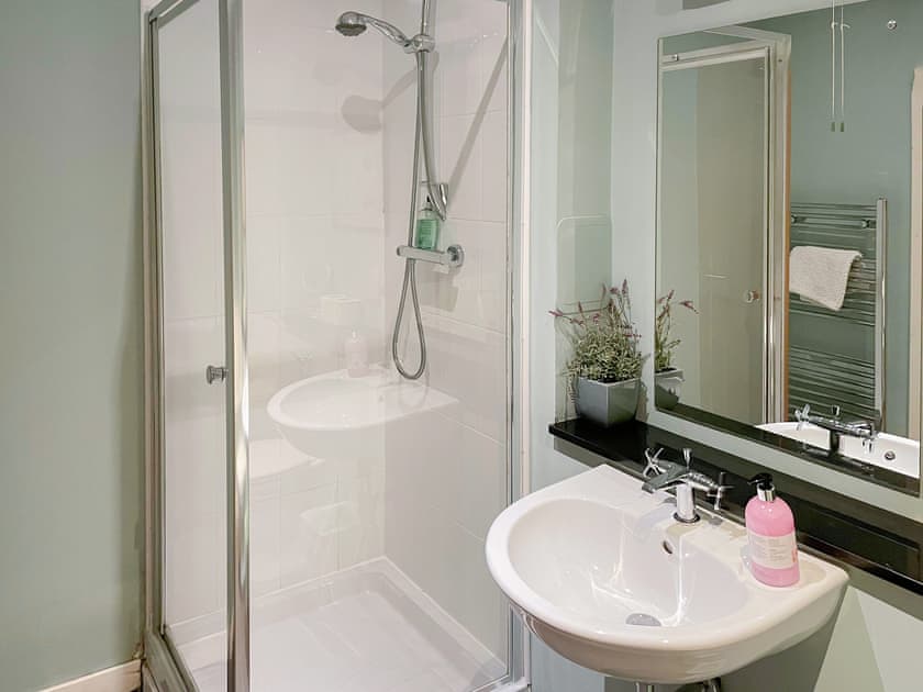Bathroom | Abbey Garden - Highland Club, Fort Augustus