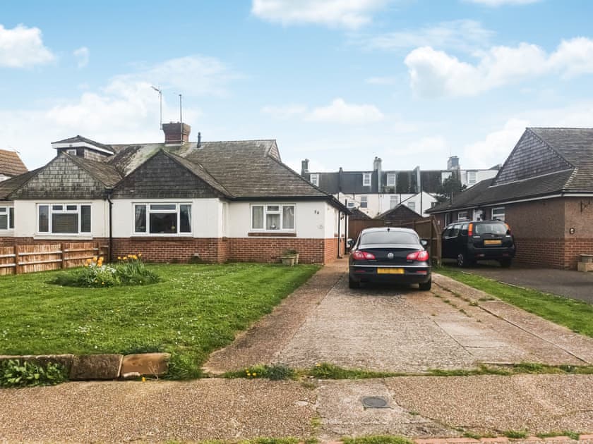 Exterior | Dougies Retreat, Pevensey Bay 