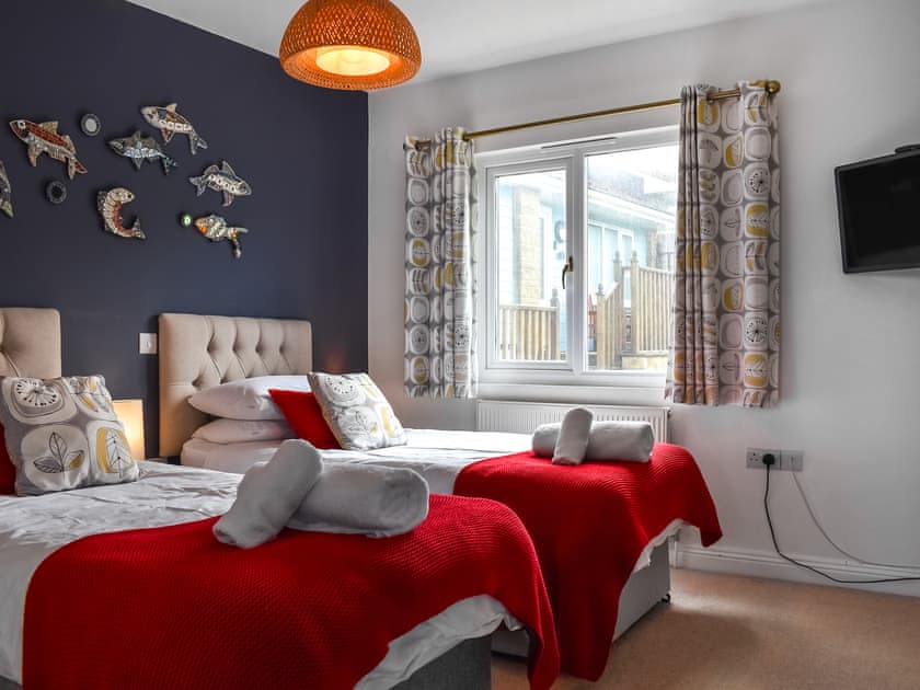 Twin bedroom | Seapool Retreat, Westward Ho