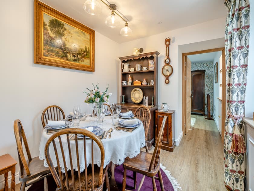 Dining Area | Mill Hill Cottage - Mill Hill and Barjols Holidays, Lamington, near Biggar