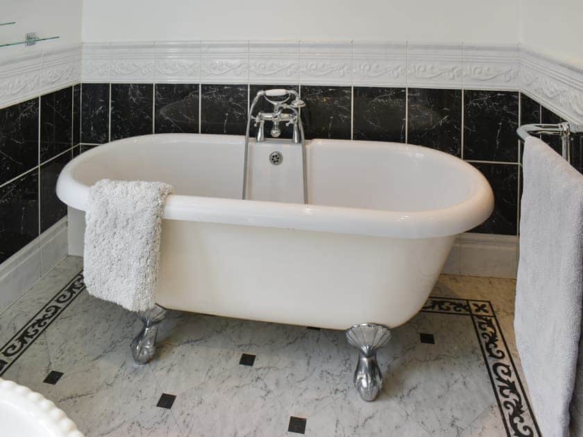 Bathroom | Pilot Me Cottage, Staithes