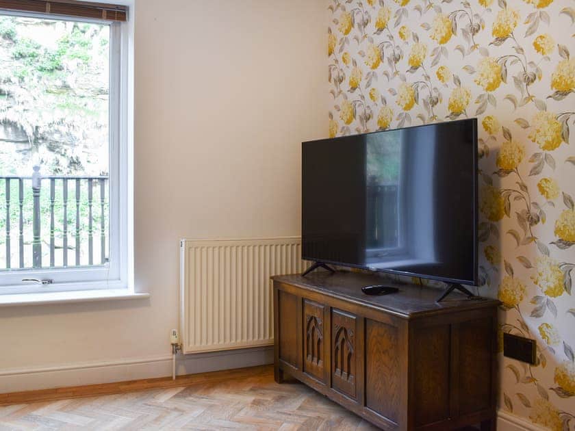Sitting room | Pilot Me Cottage, Staithes