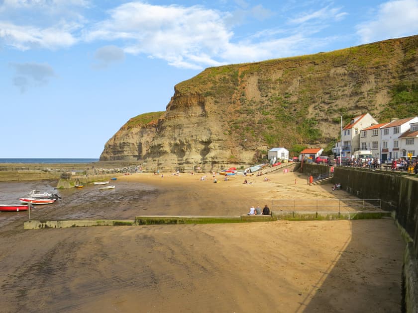 Surrounding area | Pilot Me Cottage, Staithes