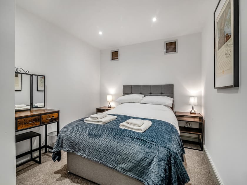 Double bedroom | Milkman’s Barn - Woodend Farm, Huntley