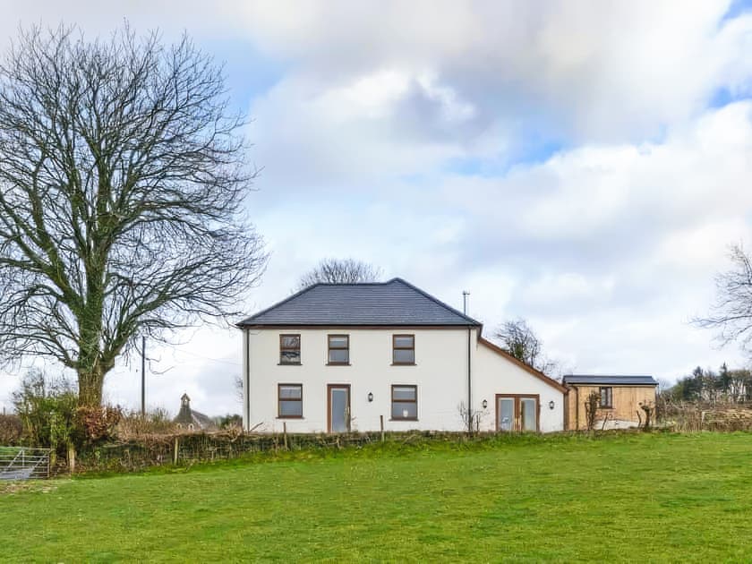Exterior | Ael y Bryn, Llandysul