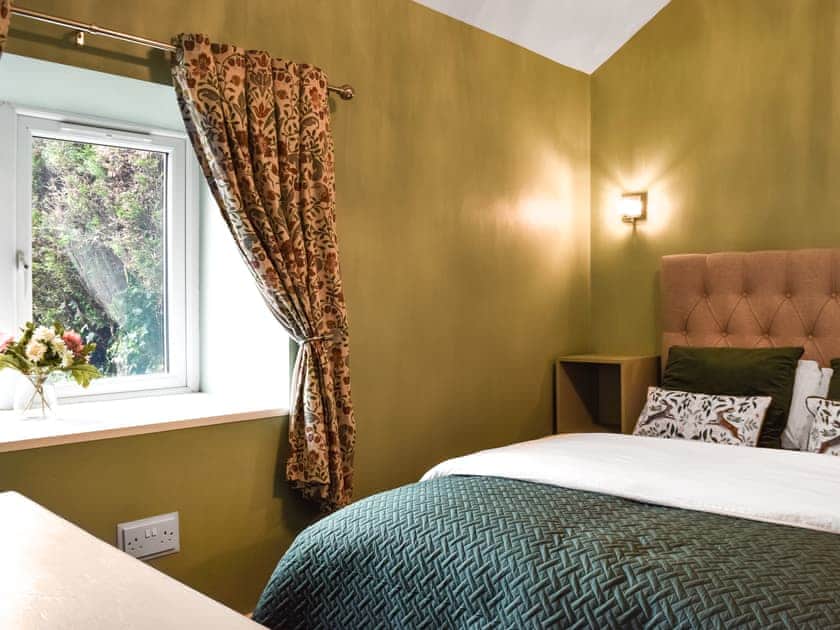 Double bedroom | Dove House, Hollingworth