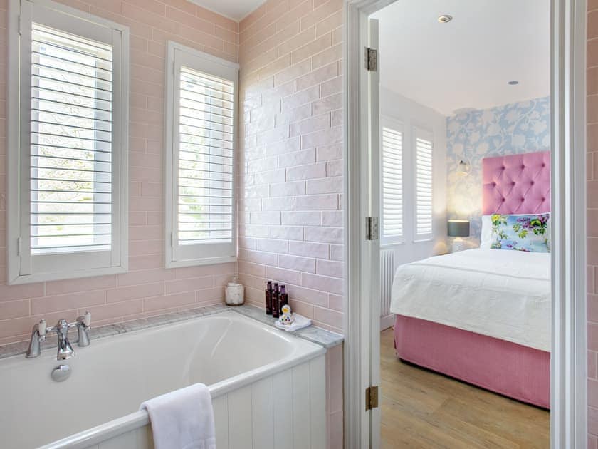 Bathroom | The Swan Hotel (Newby Bridge Ltd)- The Owl Nest - The Swan Hotel (Newby Bridge Ltd), Newby Bridge, near Lowick