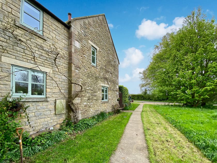 Exterior | Oasis Cottage, Broughton Gifford, near Melksham