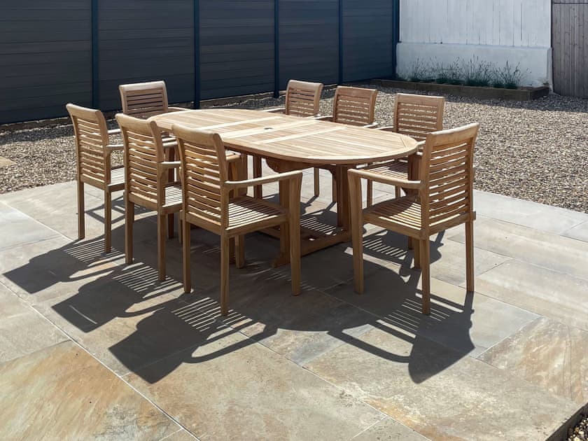 Sitting-out-area | Springdale Farmhouse, Rudston