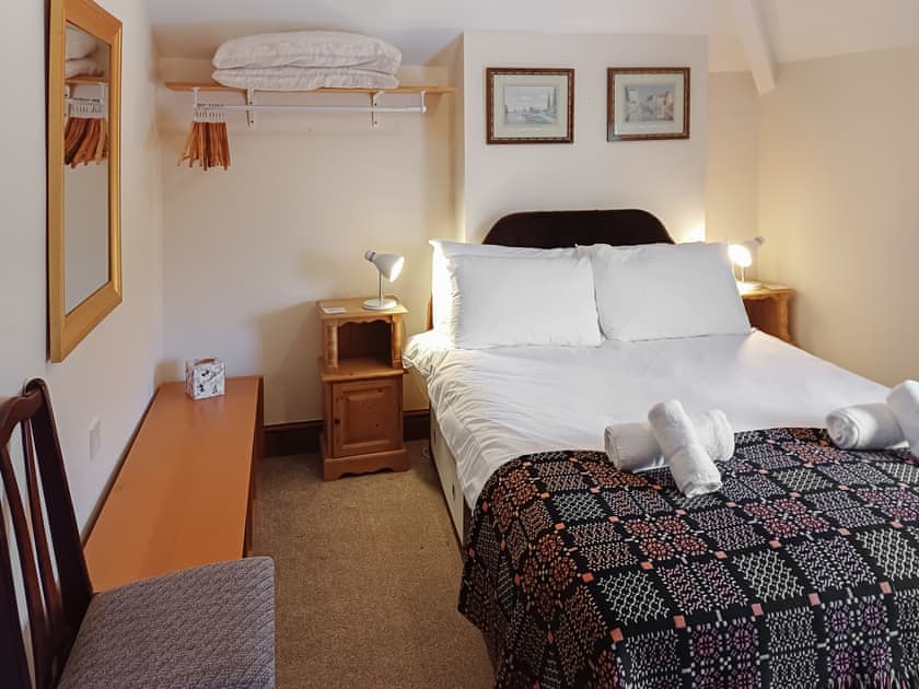 Double bedroom | Tirmynydd Farm Cottage, Gower, near Swansea