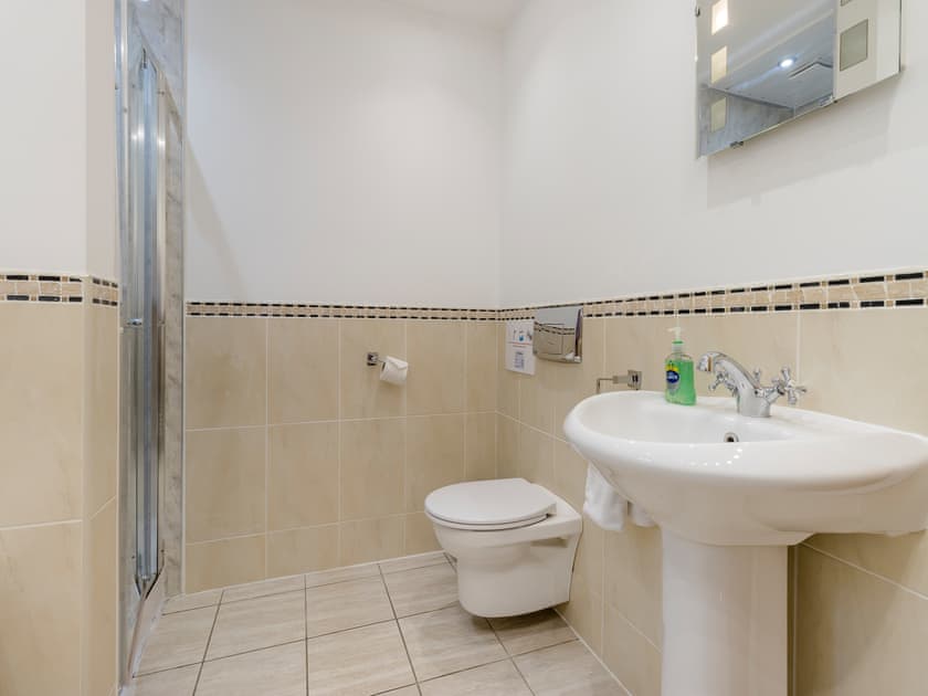 Bathroom | Derwen Haidd - Afan Holiday Cottages, llanafan/Aberystwyth
