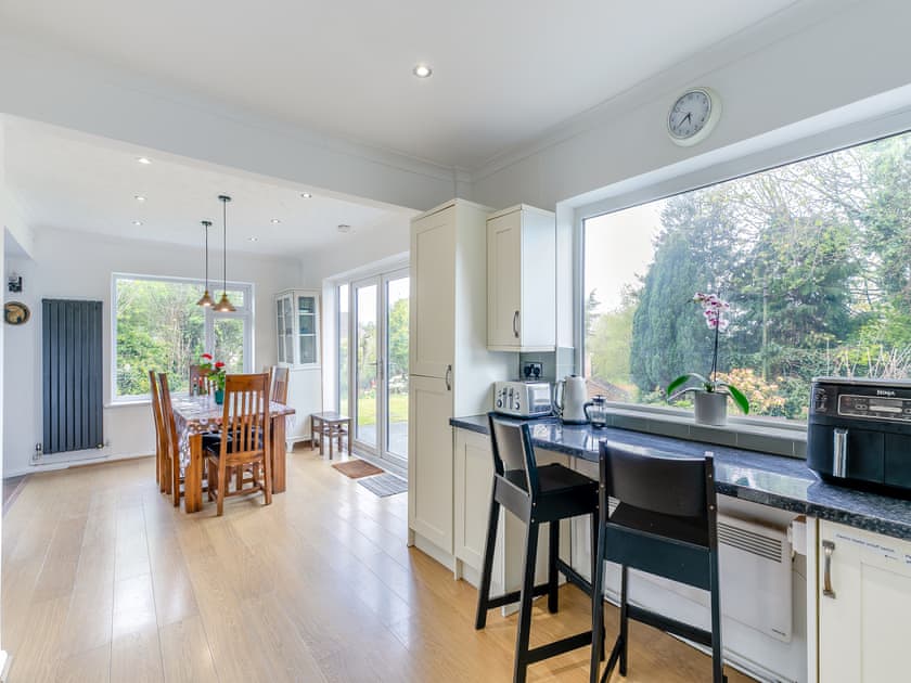 Kitchen/diner | Forest  View Cottage, Bulwell