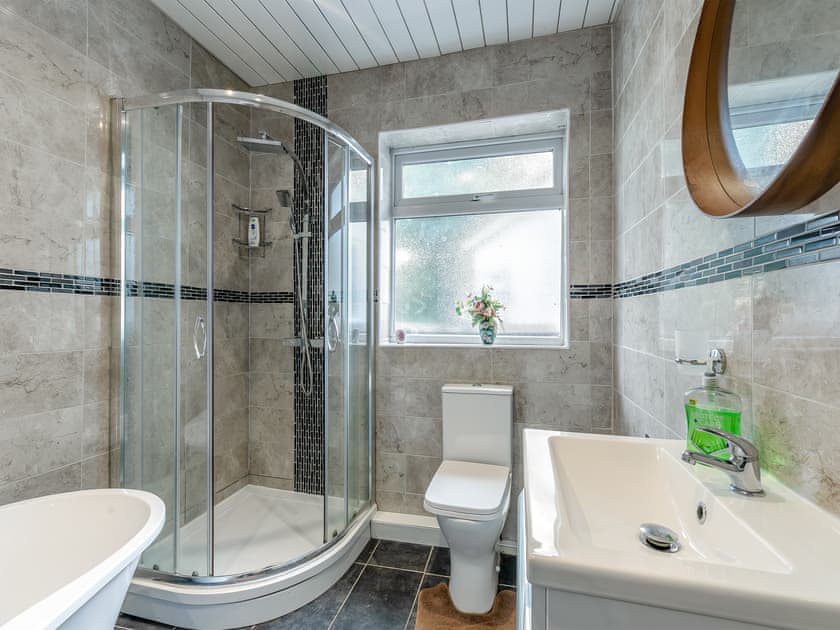 Bathroom | Forest  View Cottage, Bulwell
