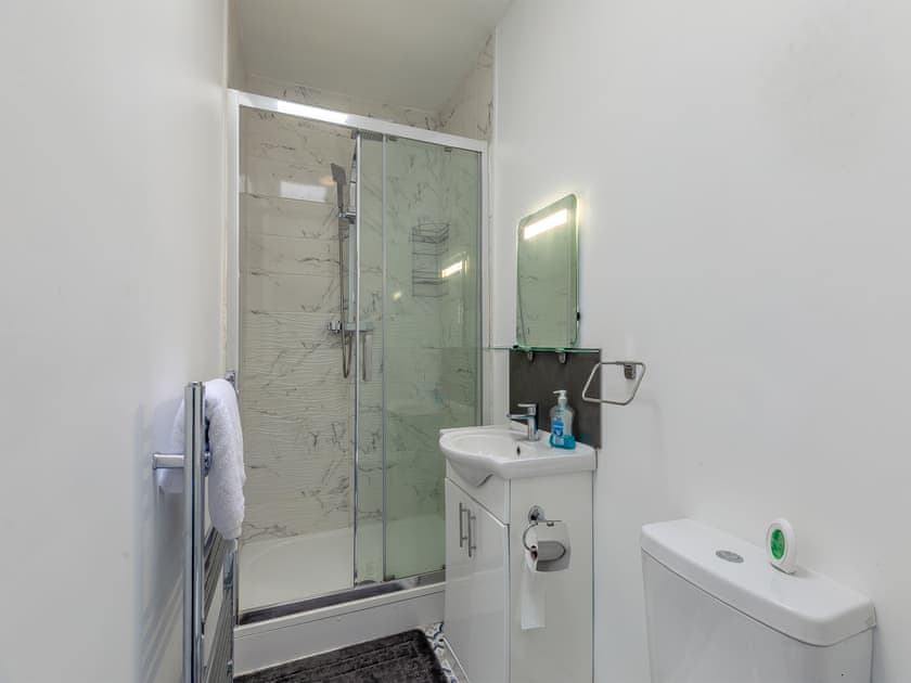 Shower room | Forest  View Cottage, Bulwell