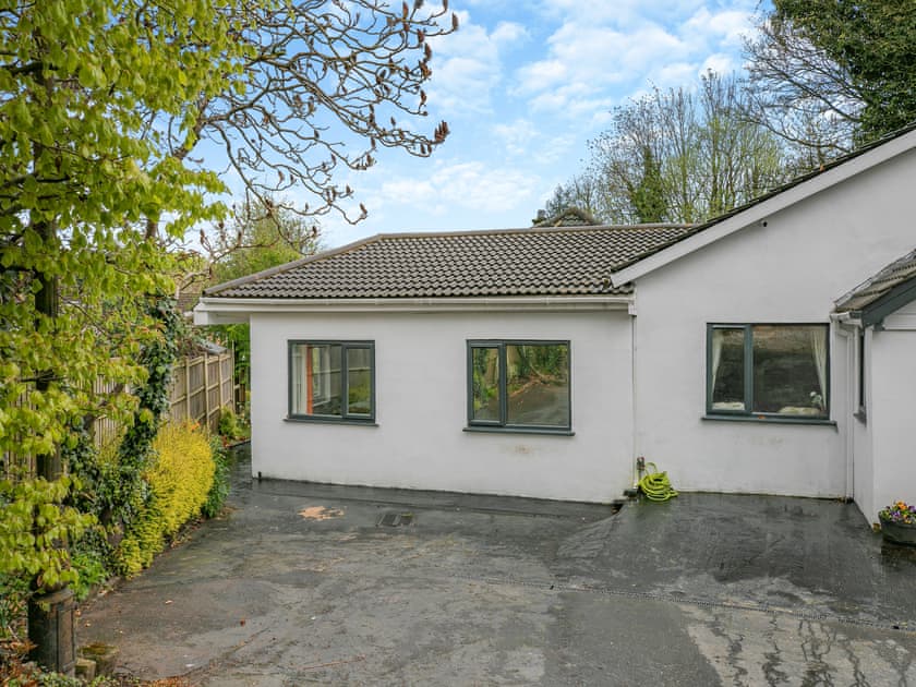 Exterior | Forest  View Cottage, Bulwell