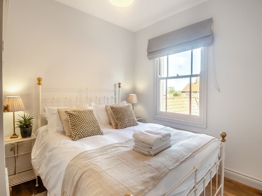Double bedroom | Hardy’s Cottage - Low Key Luxury Properties, Overstrand, near Cromer