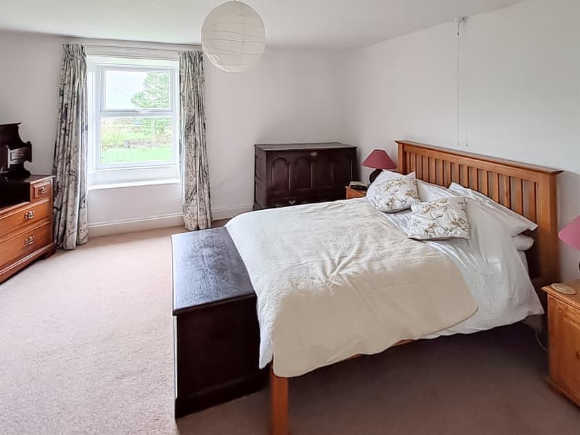 Spacious master-bedroom | Lilac Cottage, Sedbusk, near Hawes