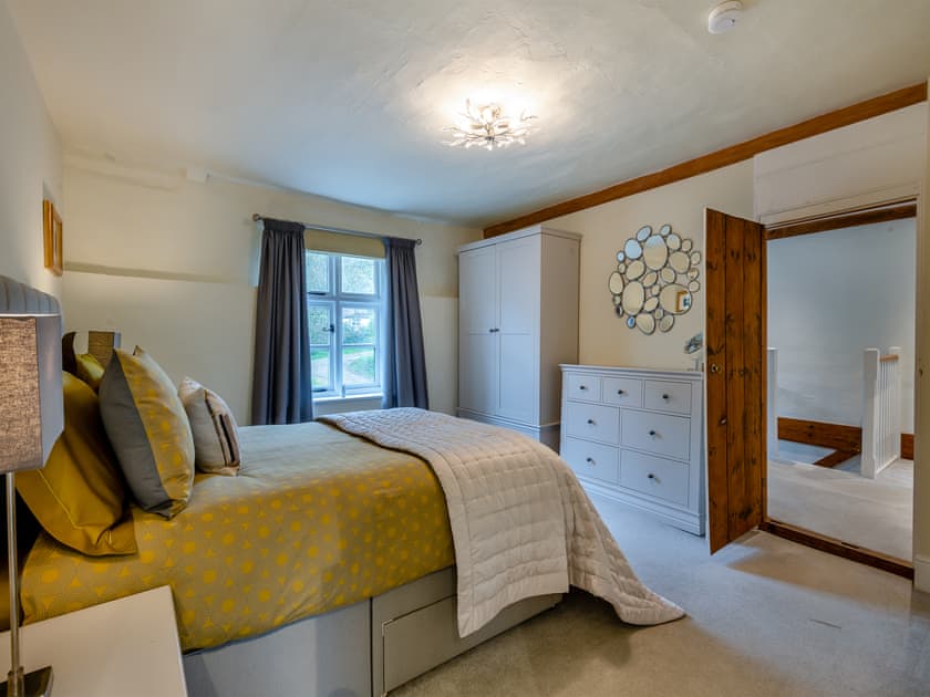 Double bedroom | The Farmhouse - Hall Farm, Lamas, near Wroxham