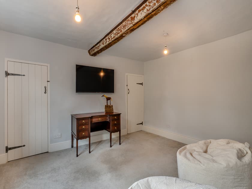 Interior | The Farmhouse - Hall Farm, Lamas, near Wroxham