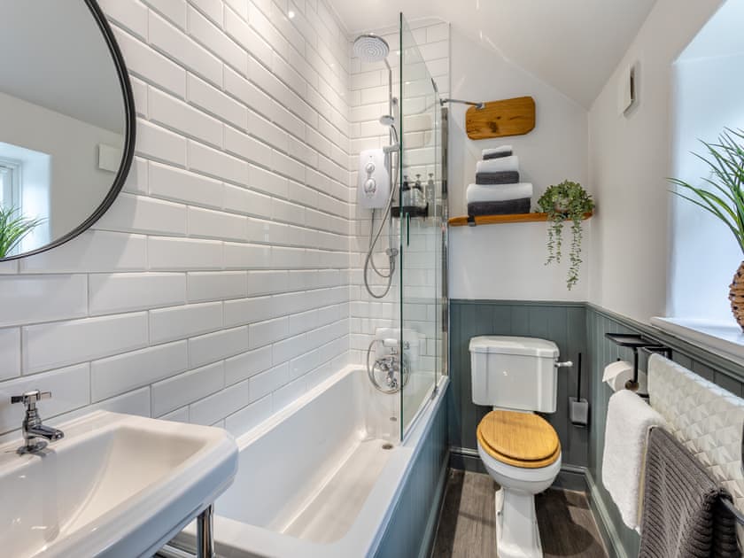 Bathroom | Chaff Cottage, Castle Acre, near Kings Lynn