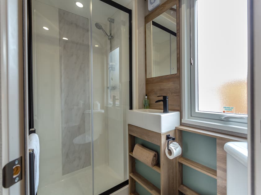 En-suite | The Pines, Aviemore