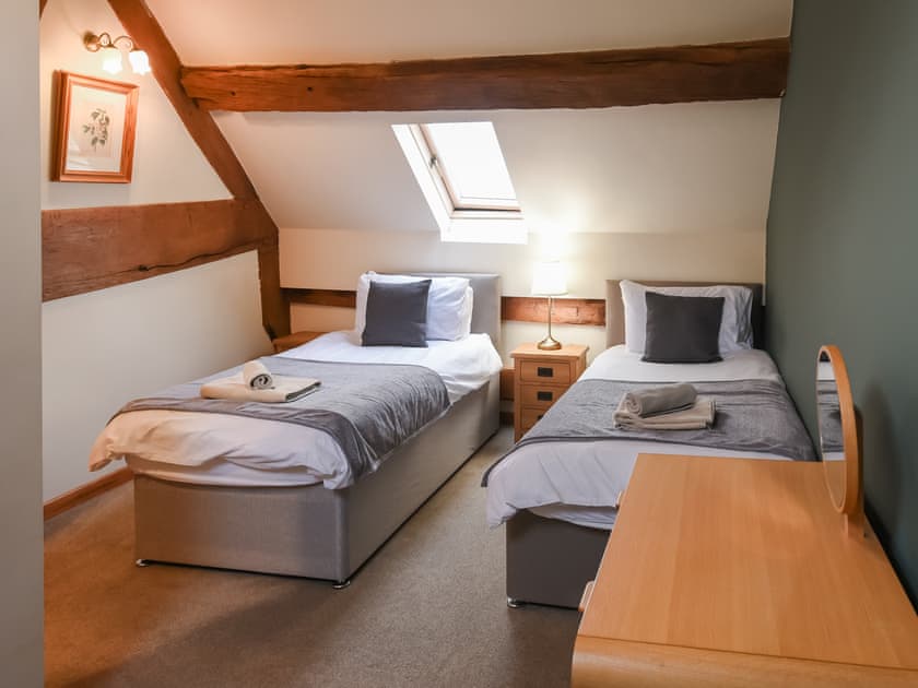 Twin bedroom | Drifthouse - Botvyle Farm, Church Stretton
