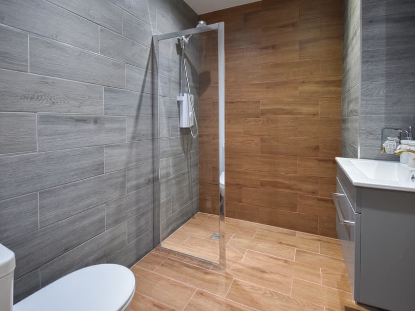 Bathroom | Tay Views Apartment, Perth