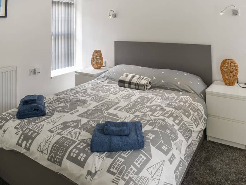 Double bedroom | River View Cottage - Lido Leisure Park, Knaresborough, near Harrogate