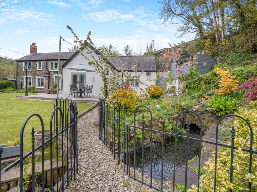 Exterior | Miners Arms Cottage, Stepaside, near Saundersfoot