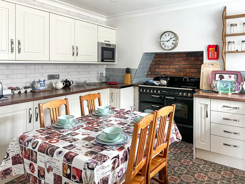Kitchen/diner | Kent House, Carmarthen
