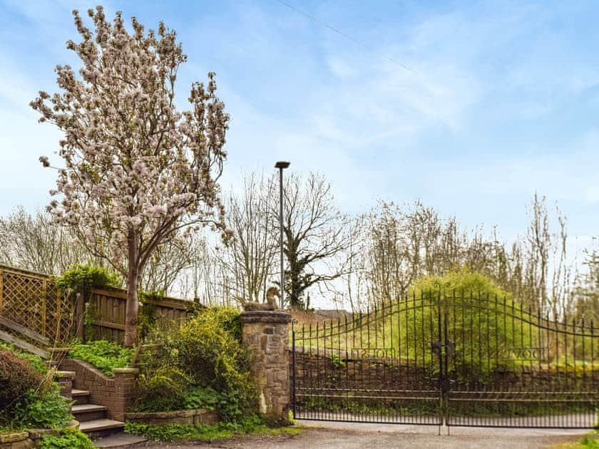 Outdoor area | Dove House, Hollingworth