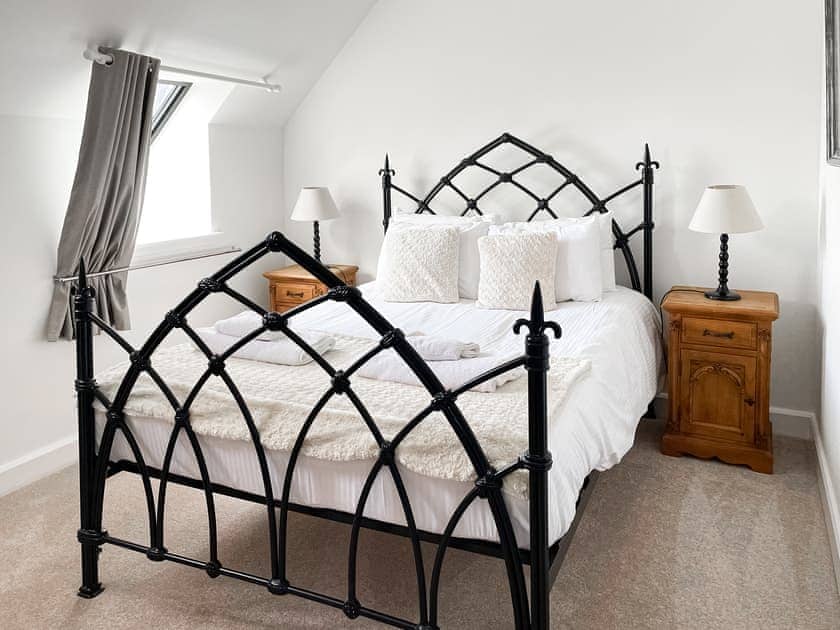 Double bedroom | Monastery 17 - Highland Club, Fort Augustus
