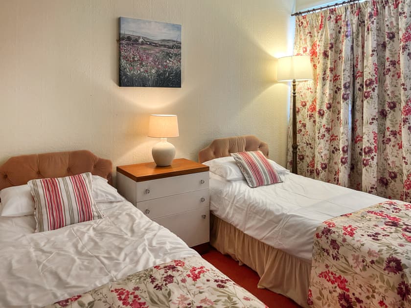 Twin bedroom | Bay View, Oban