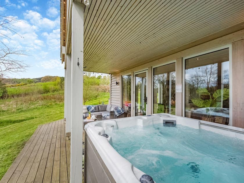 Jacuzzi | Silver Birch Lodge, Norwood, near Harrogate