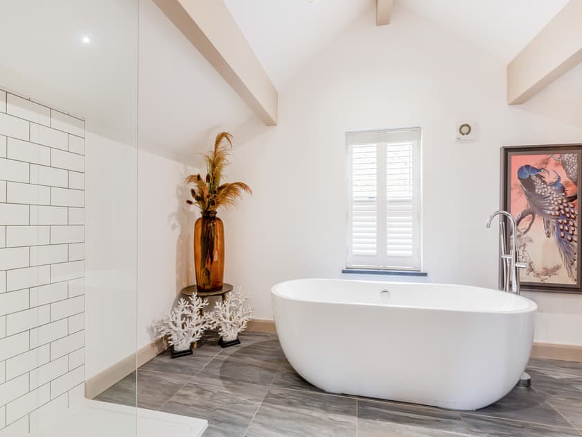 Bathroom | Silver Birch Lodge, Norwood, near Harrogate