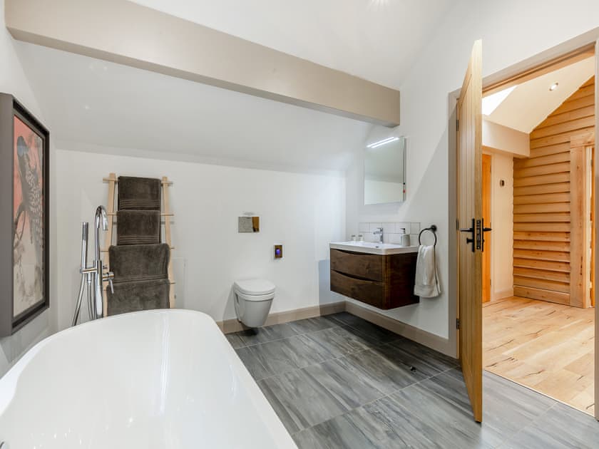 Bathroom | Silver Birch Lodge, Norwood, near Harrogate