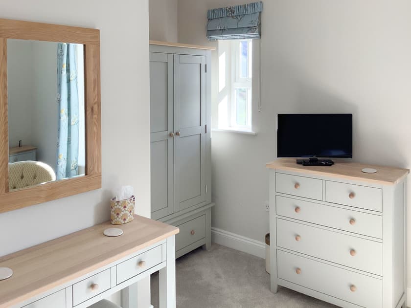 Double bedroom | Ladstock Hall 3 - Ladstock Hall, Thornthwaite