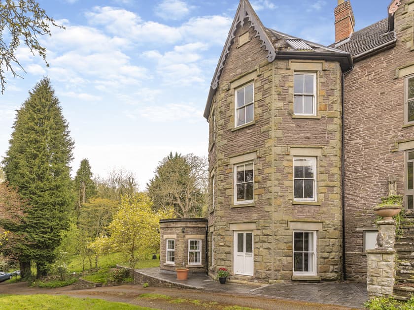 Exterior | The Retreat, Pandy, near Abergavenny