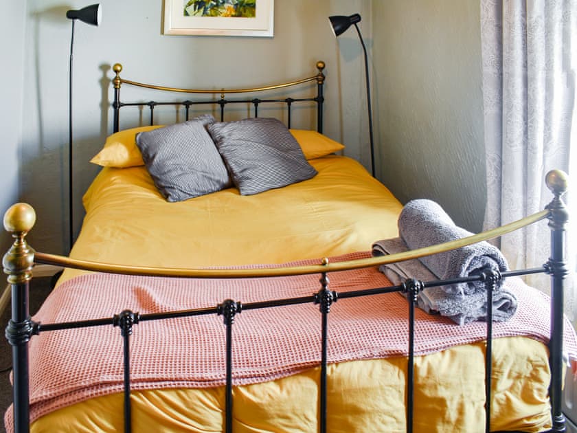 Double bedroom | Heath View, Saxmundham