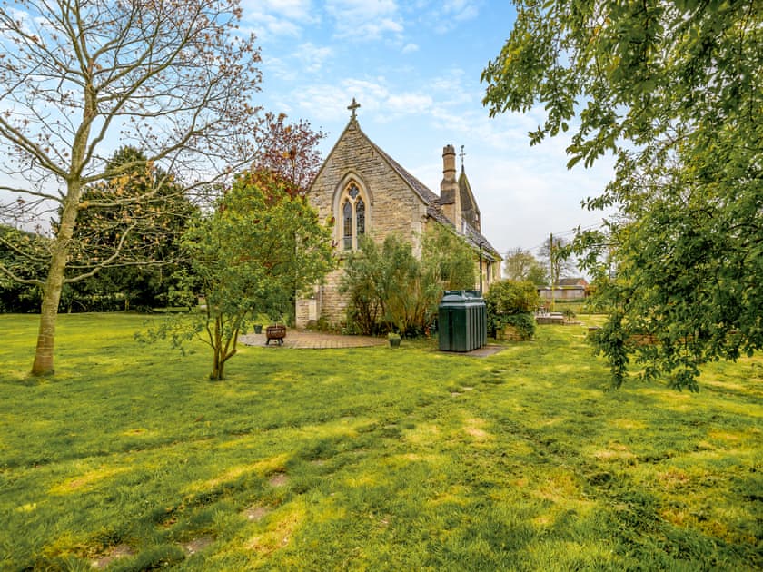 Outdoor area | St Peters, Hilmarton, near Calne