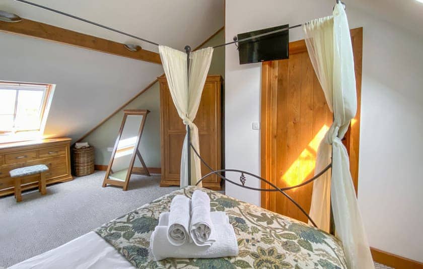 Double bedroom | Cart-Tws Bach, Treffynnon, near St Davids